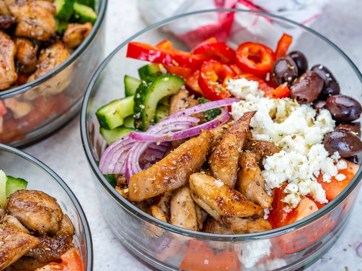 Clean Eating Greek Chicken Meal Prep Bowls!