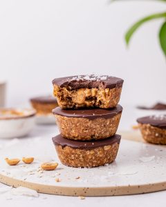 Chocolate Peanut Butter Oat Cups | Clean Food Crush