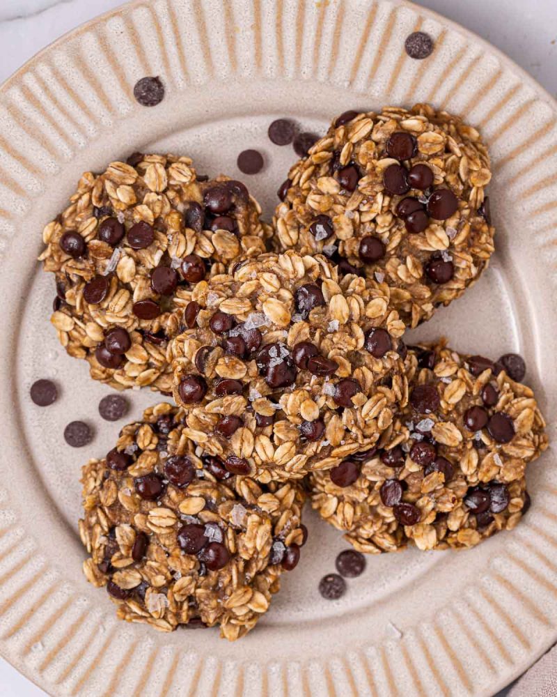 3-Ingredient Banana Oatmeal Cookies | Clean Food Crush