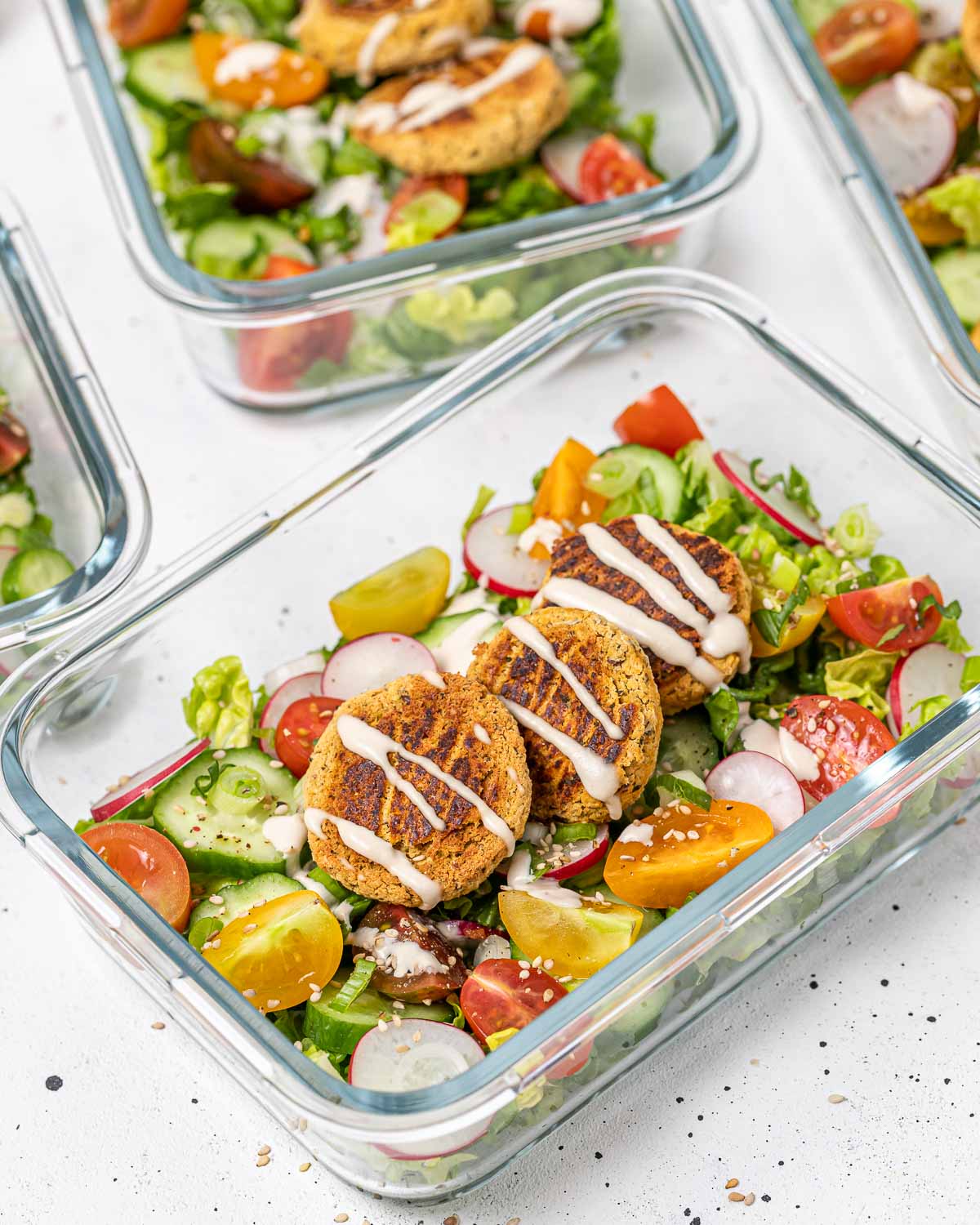https://cleanfoodcrush.com/wp-content/uploads/2023/05/Falafel-Salad-Meal-Prep-Bowls-quick-n-easy.jpg