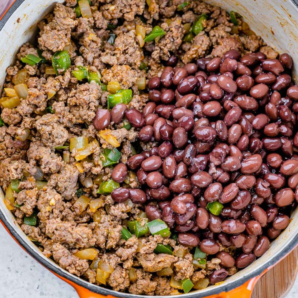 The BEST Garden Veggie + Beef Chili 🫑🫘🍅 Clean Food Crush