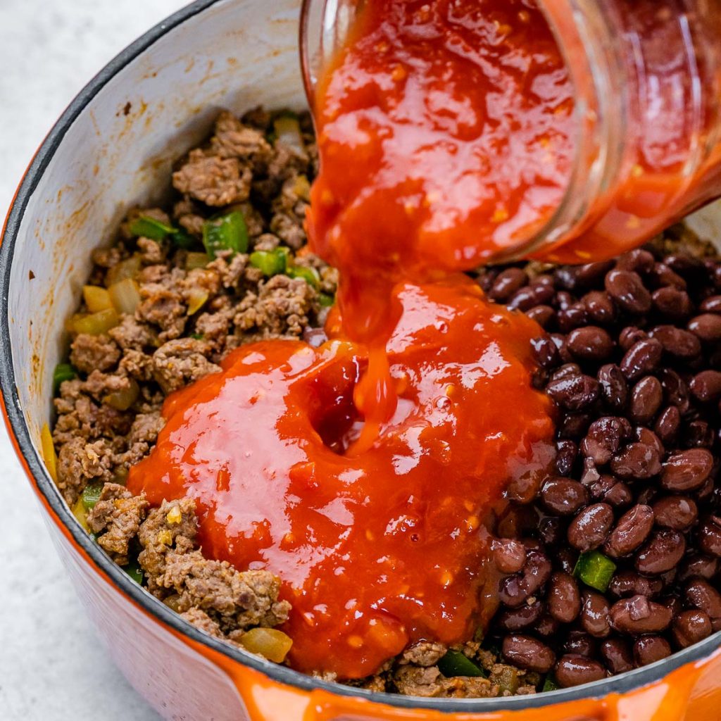 The BEST Garden Veggie + Beef Chili 🫑🫘🍅 Clean Food Crush