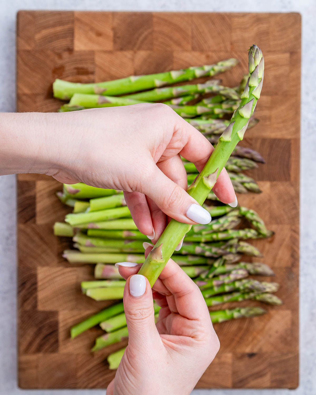a good choice in asparagus is one with a closed tip.